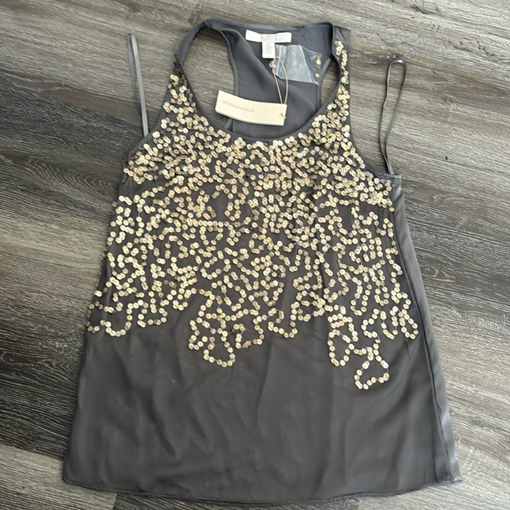 Banana Republic Heritage Collection, size XS. Shell with Gold Beading Detail